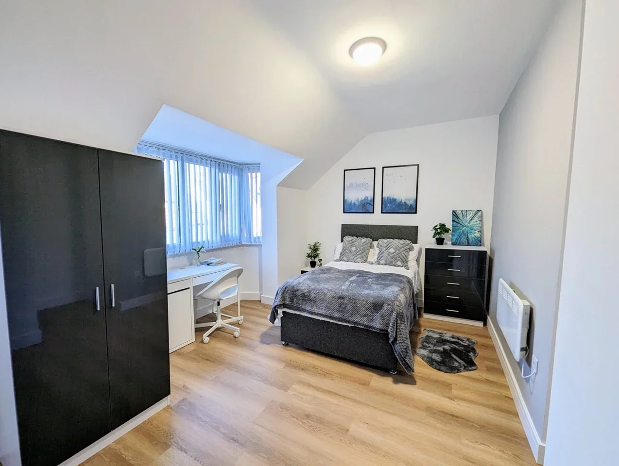 Room The Meadow Way in Greater London