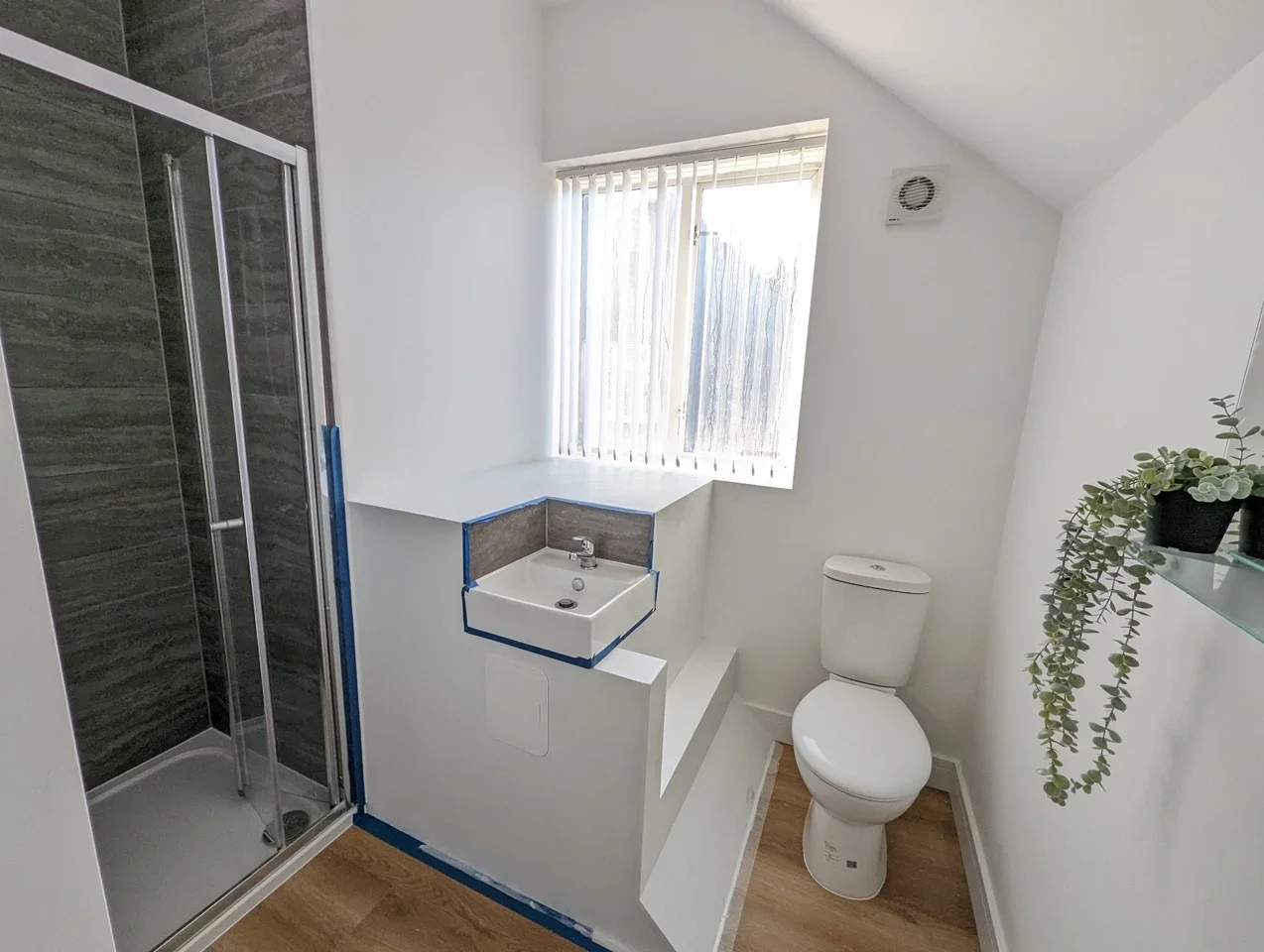 Room The Meadow Way in Greater London