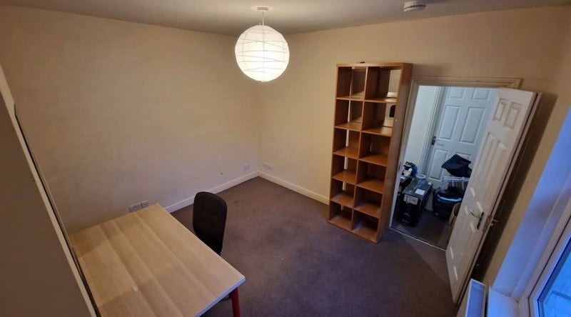 Flat Shrubland Street in Royal Leamington Spa