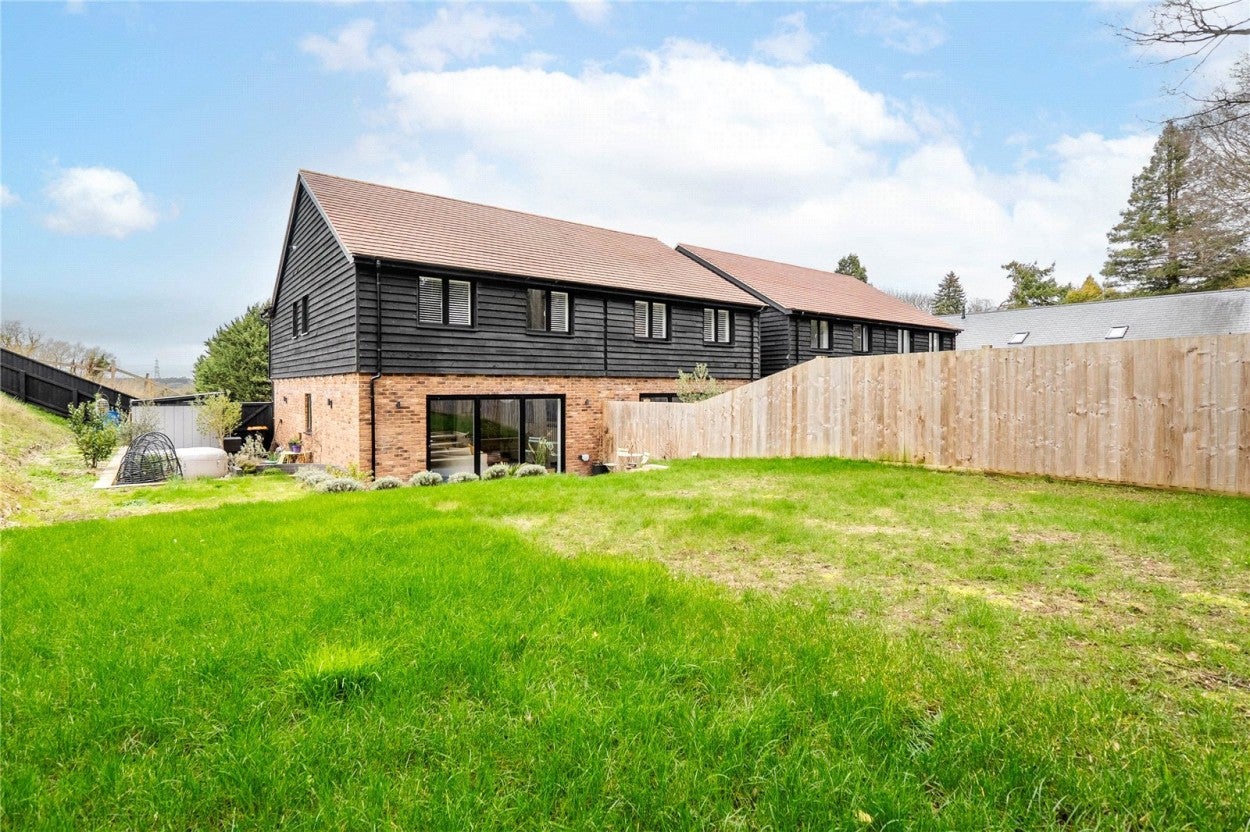 House Sewell Lane in Houghton Regis