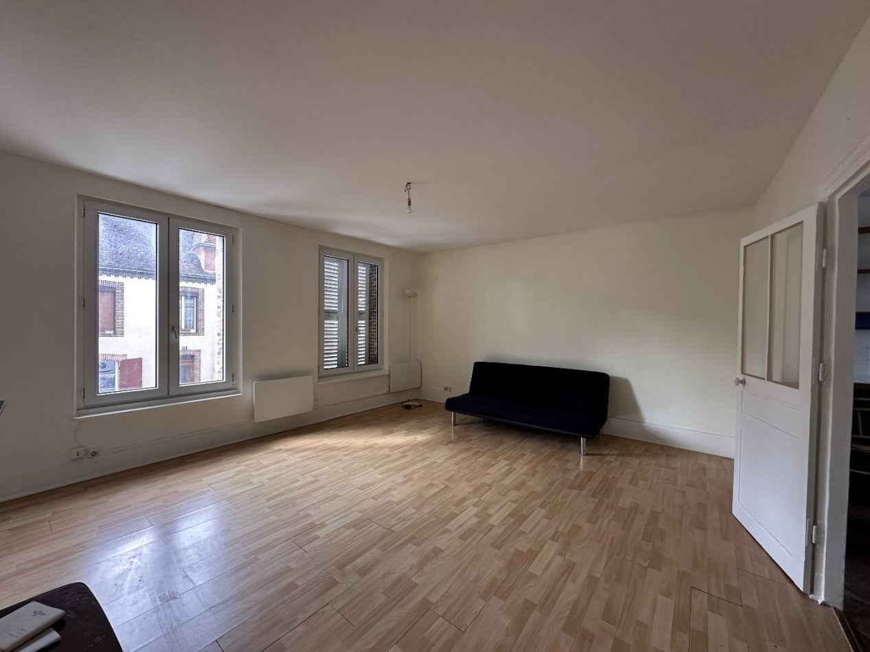 Appartement Rue Louis Peuret à Senonches