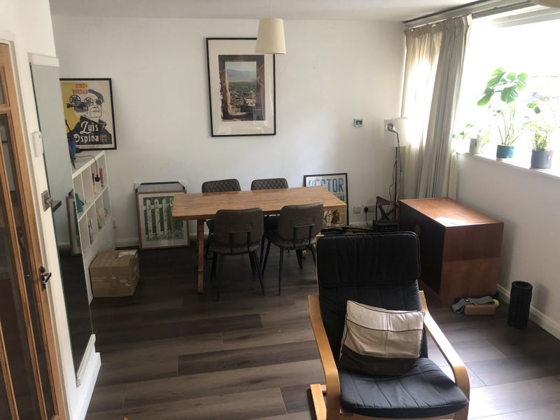 Room Sceptre Road in Greater London