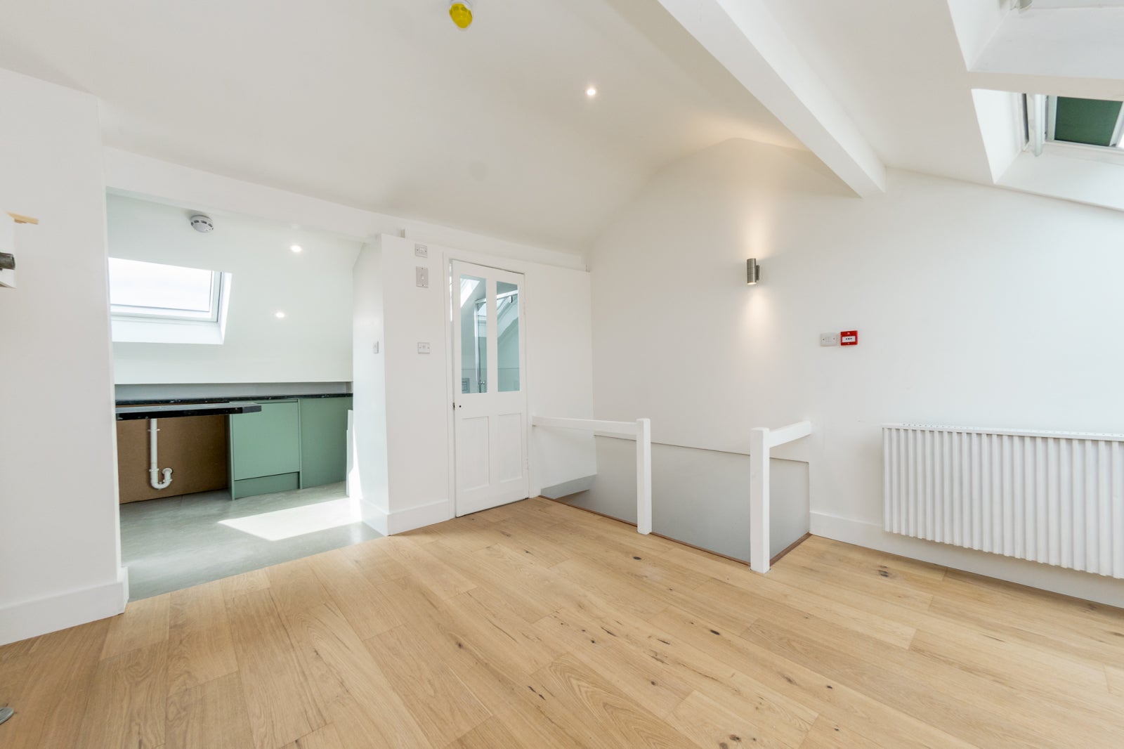 Flat Haddon Avenue in Leeds