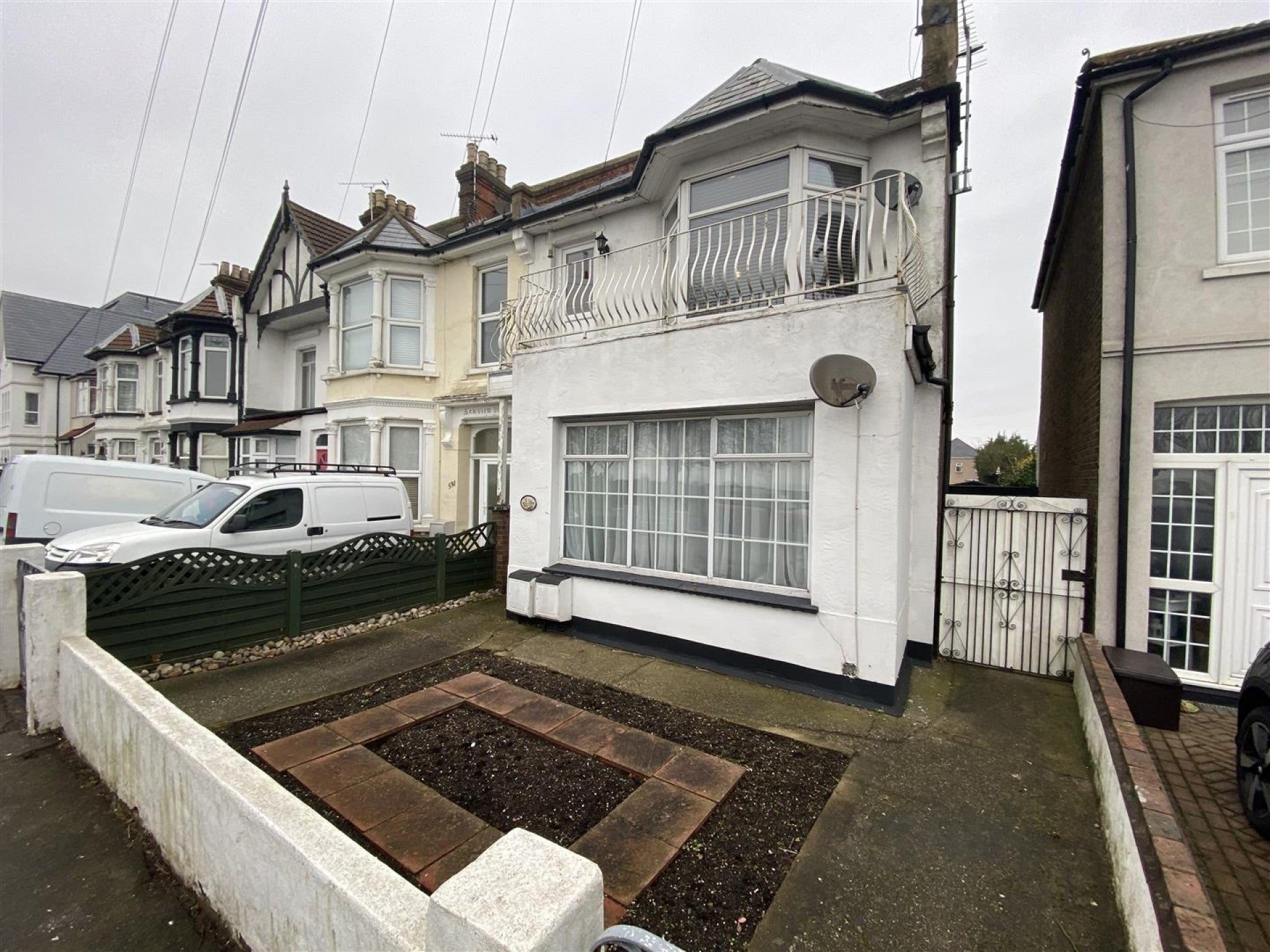Flat London Road in Castle Point