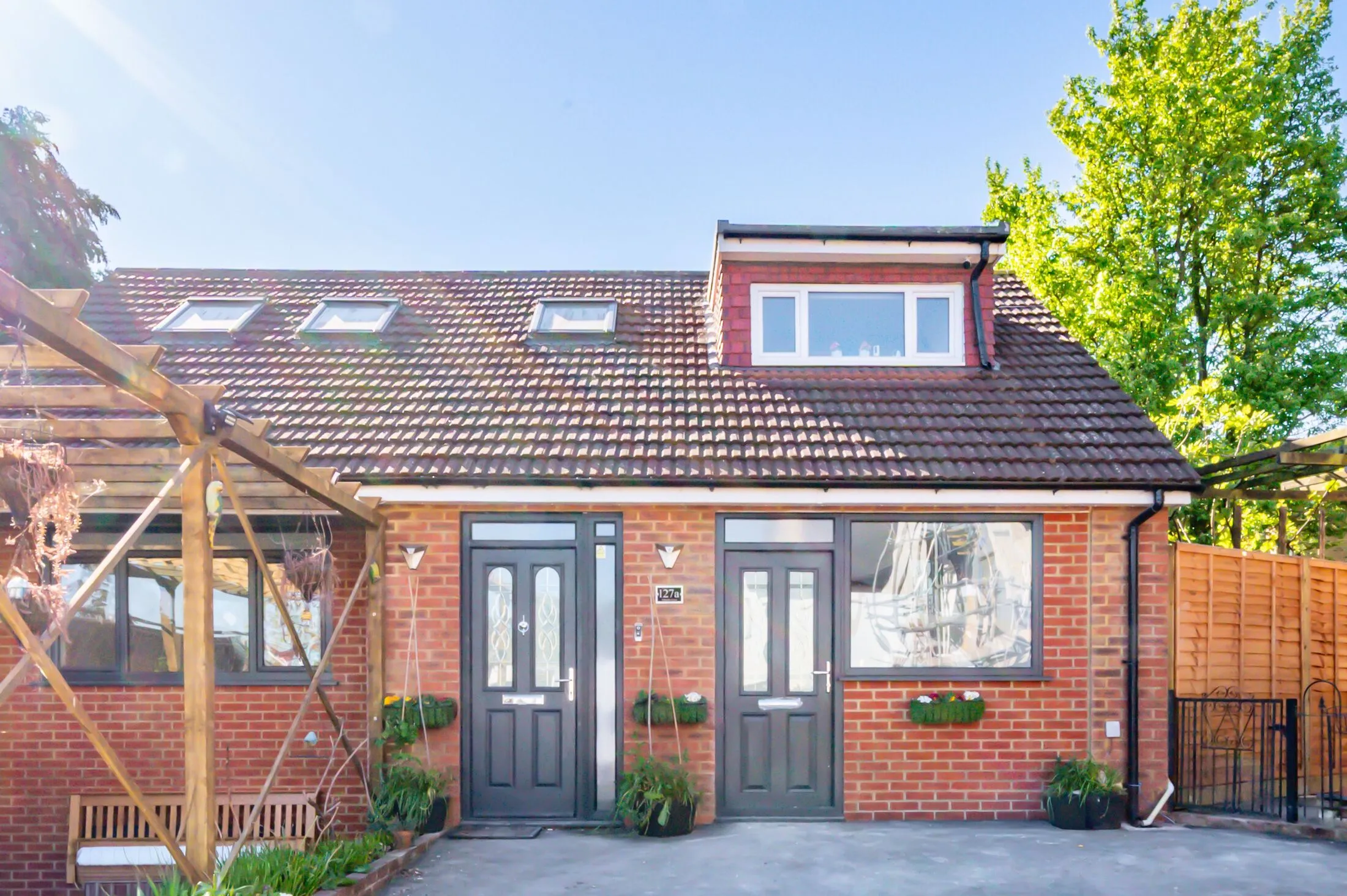 Flat Malden Road in Greater London