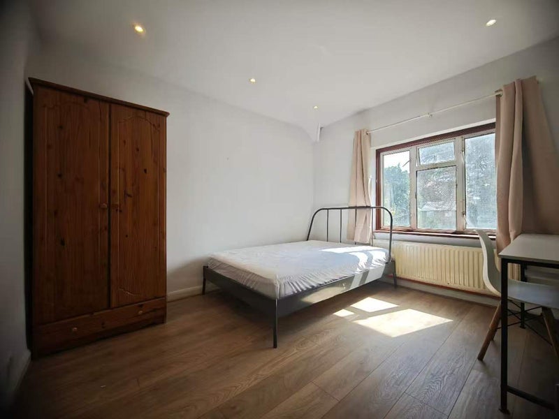 Room Muirfield in Greater London