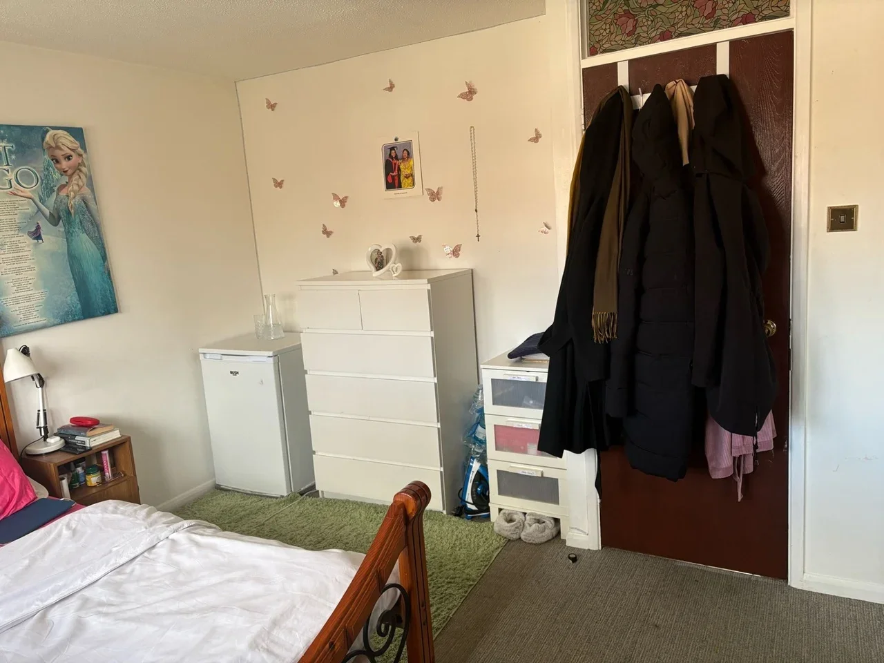 Room Surlingham Close in Greater London