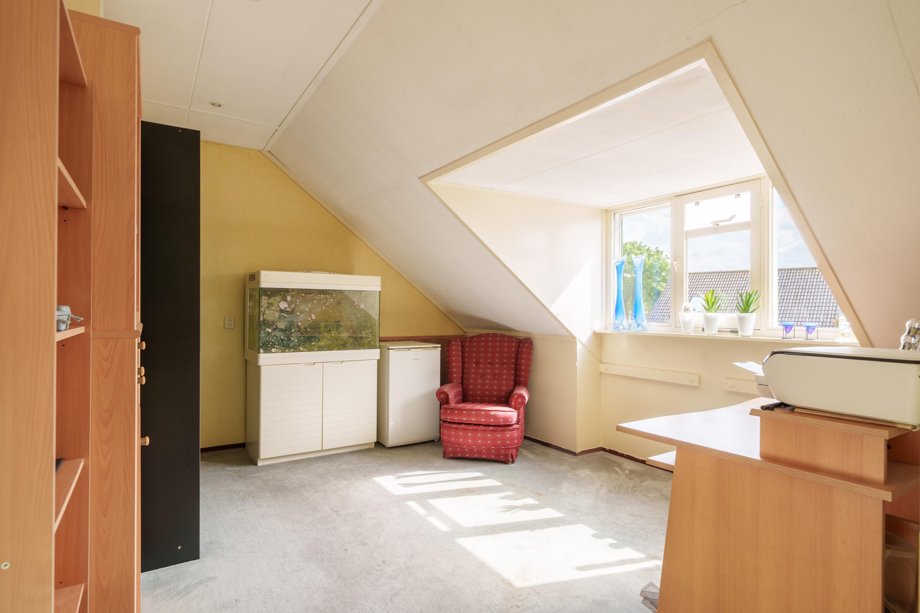 Tussenwoning te koop: Madernastraat 67, Almere
