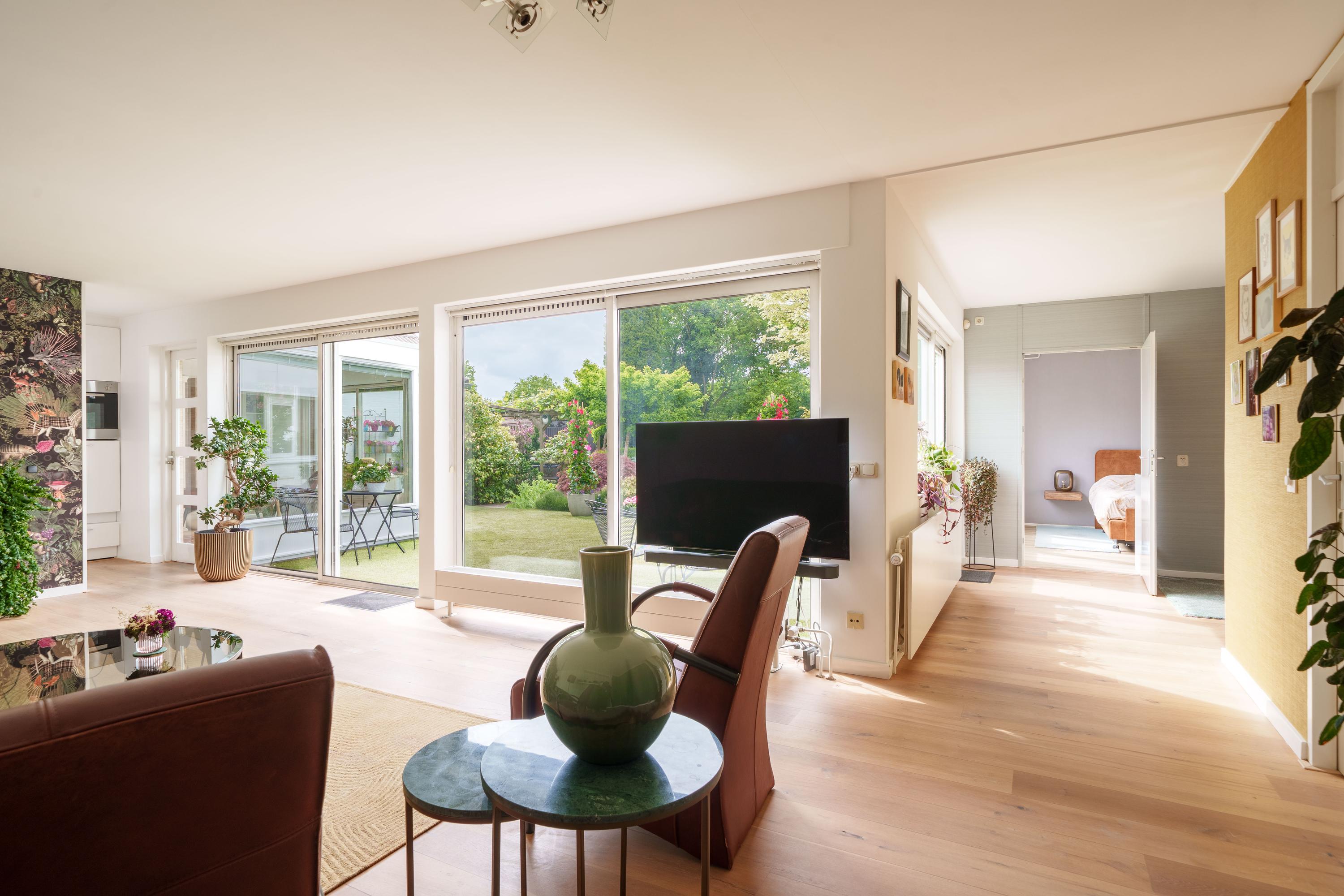 Tussenwoning te koop: Madernastraat 67, Almere