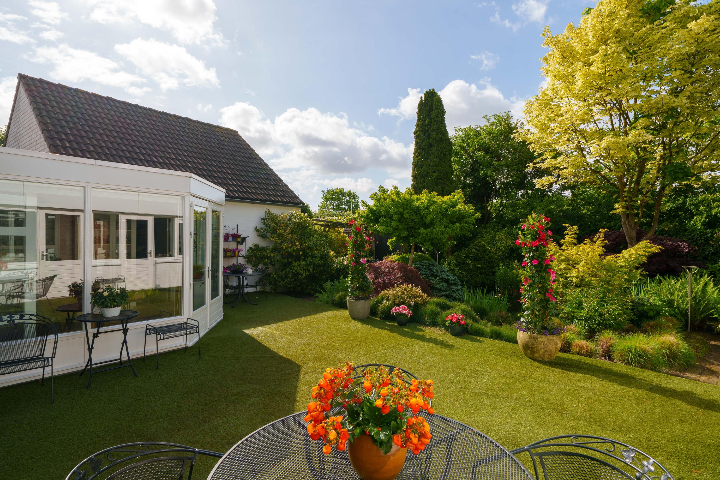 Tussenwoning te koop: Madernastraat 67, Almere