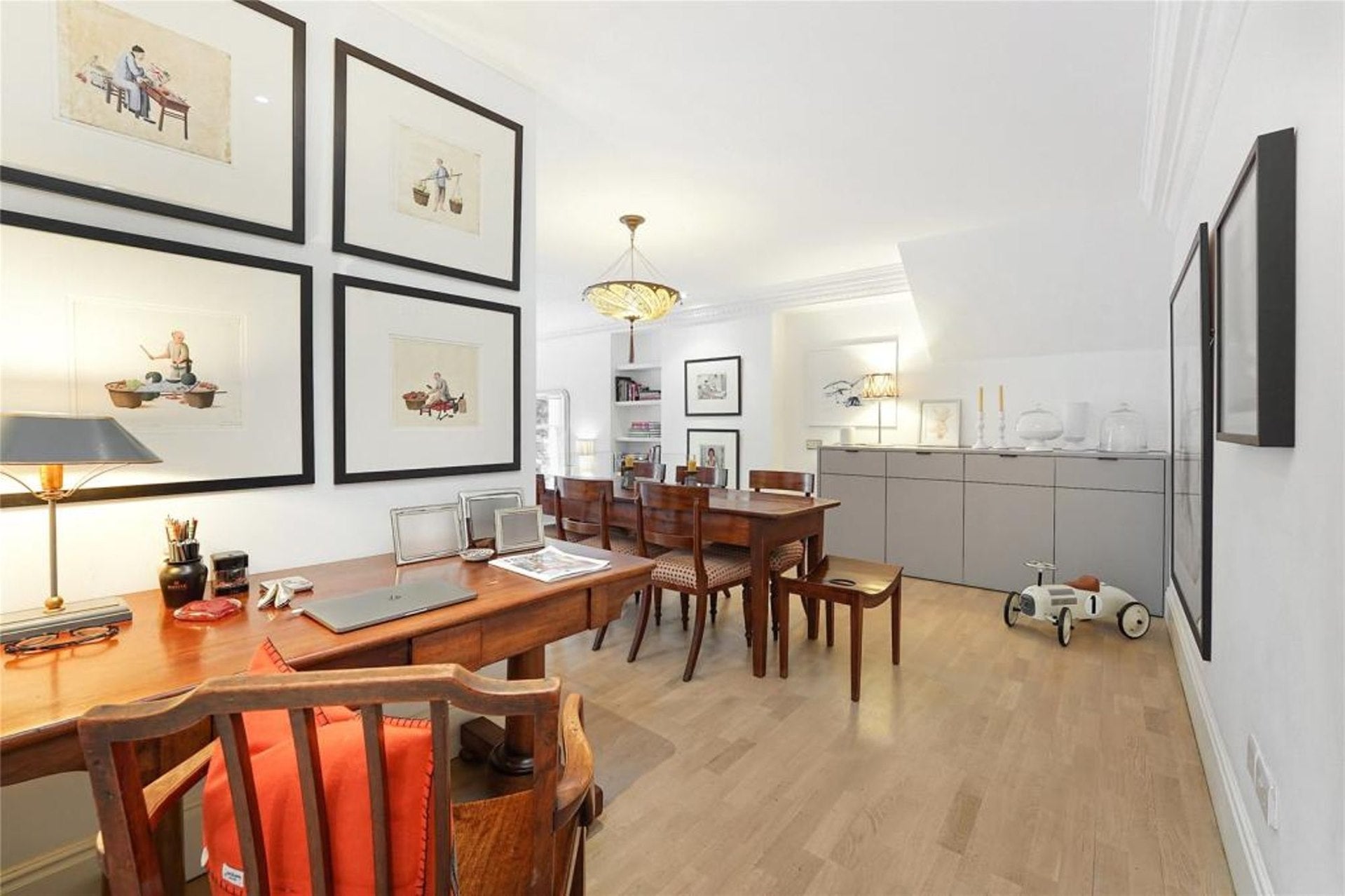 Flat Stanhope Gardens in Greater London