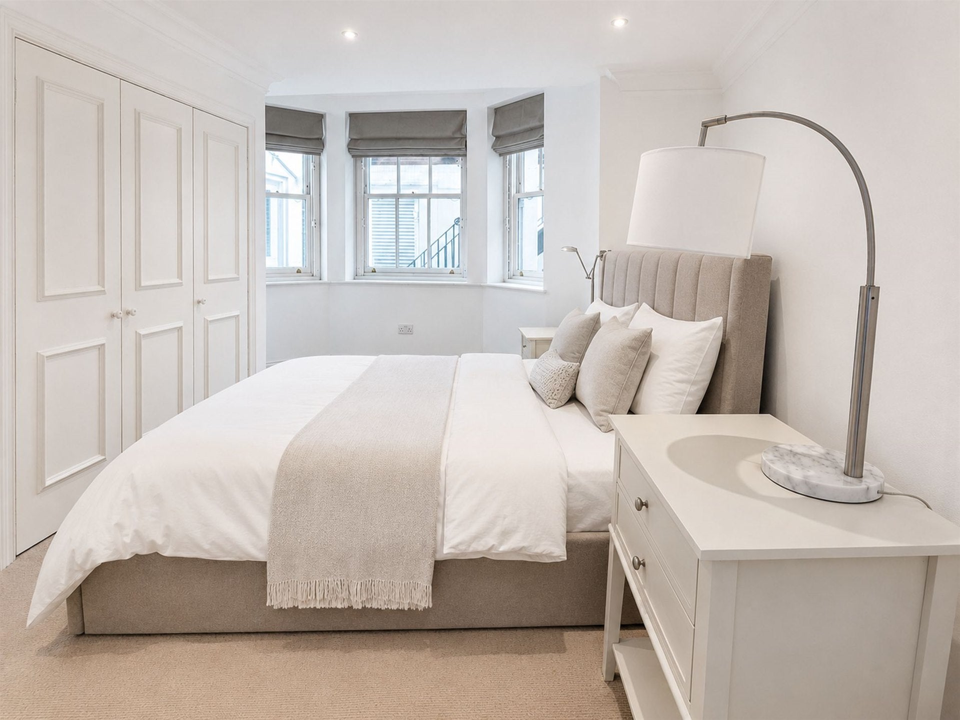 Flat Stanhope Gardens in Greater London