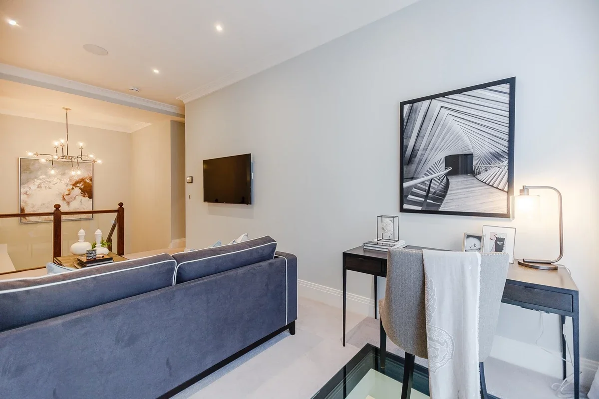 Flat Rainville Road in Greater London