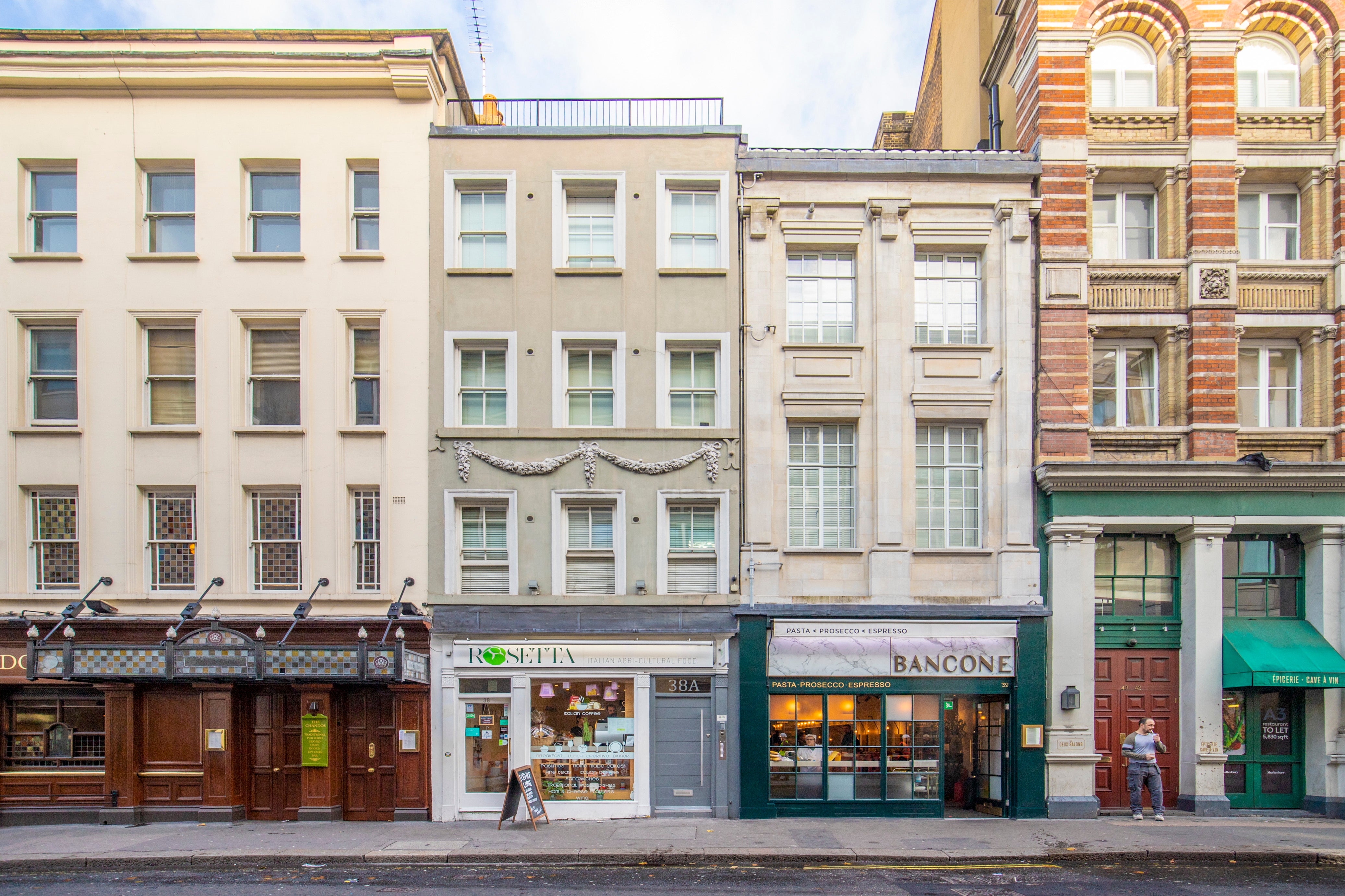 Flat William IV Street in City of Westminster