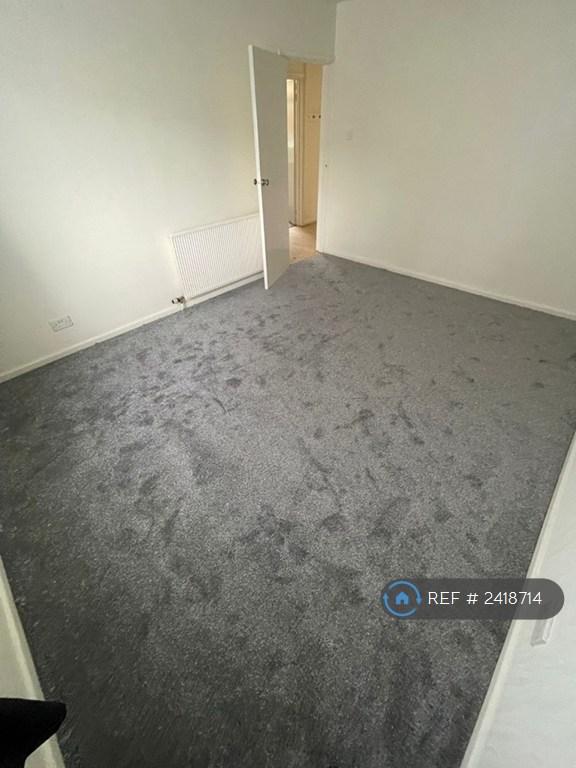 Flat Greenhill Road in Birmingham