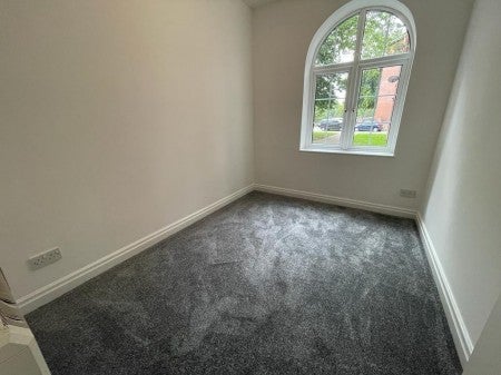 Flat Nasmyth Road in Salford