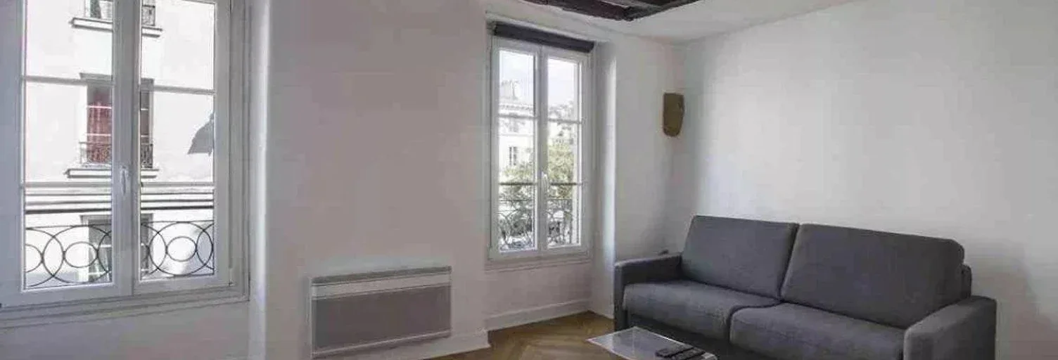 Flat Rue Mouffetard in Paris