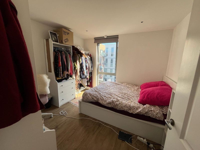Room Lindfield Street in Greater London