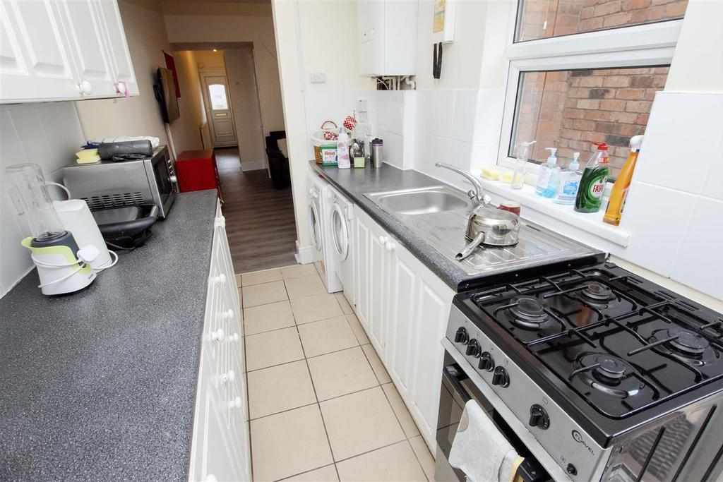 Flat Tiverton Road in Birmingham