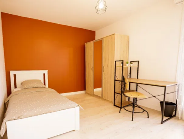 Chambre Allée Georges Clemenceau à Évry