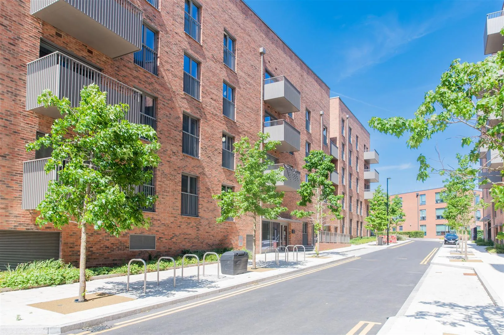 Flat School House Lane in Greater London