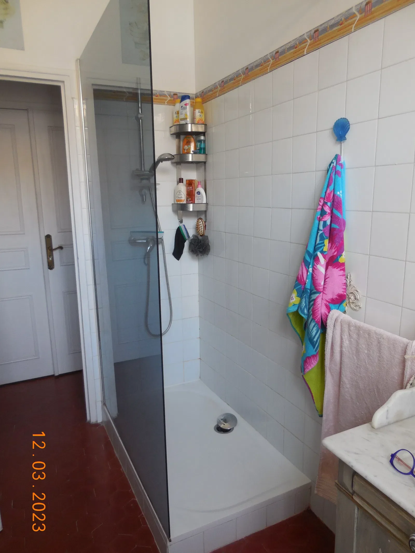 Appartement Rue des Halles à Nîmes