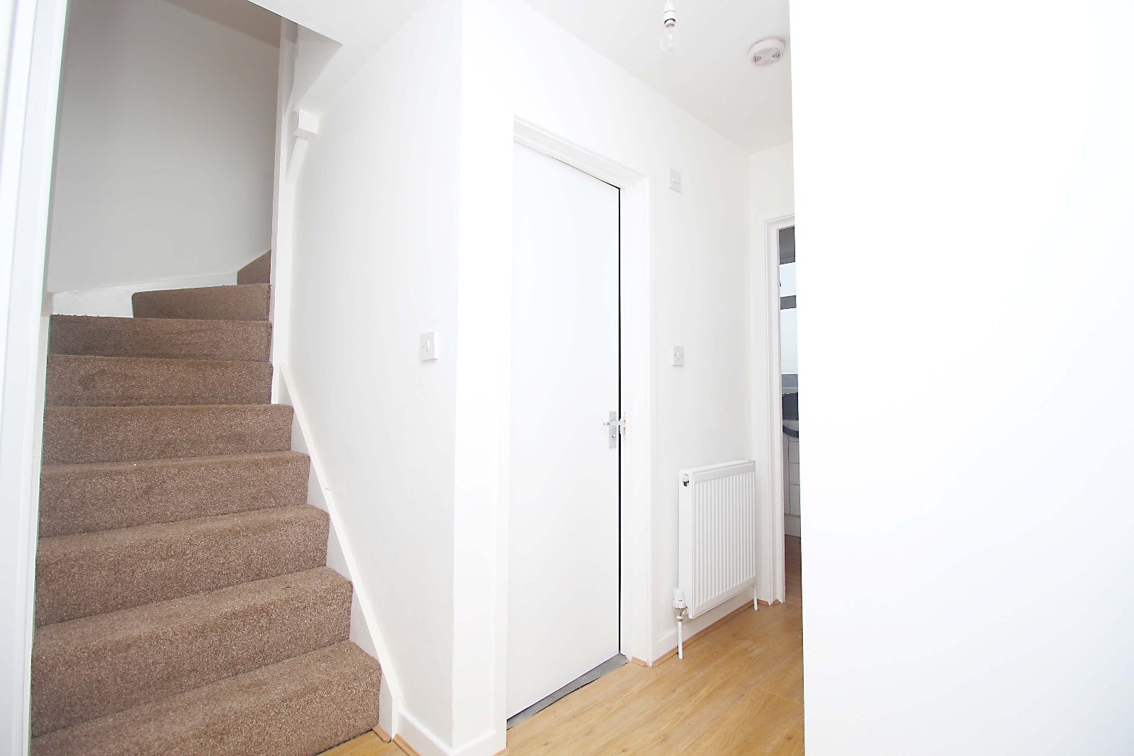 Flat Selborne Road in London