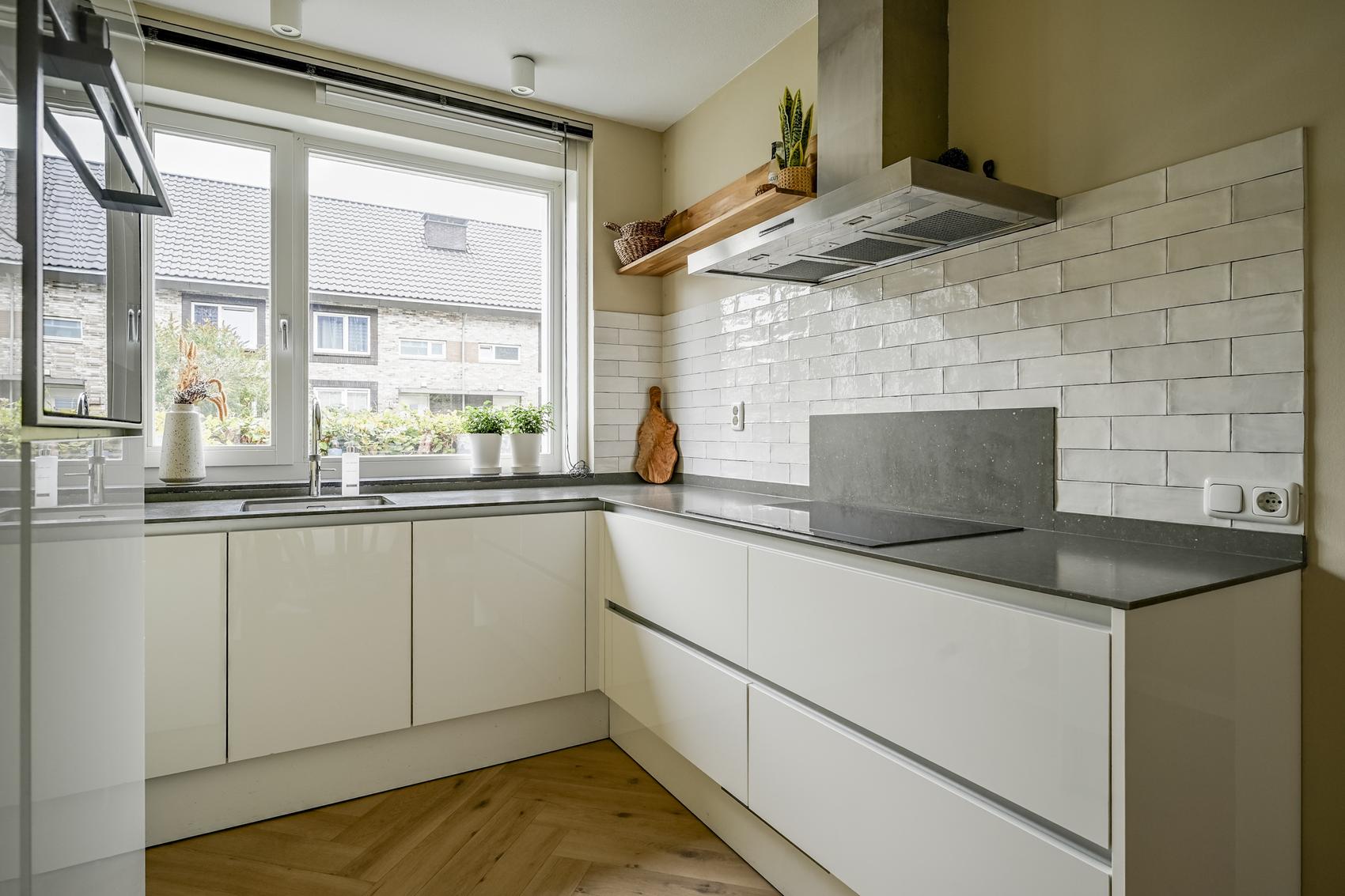 Tussenwoning te koop: Herlaerstraat 54, Bleiswijk