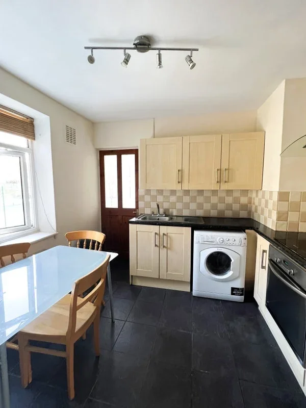 Room Clapham Road Estate in Greater London