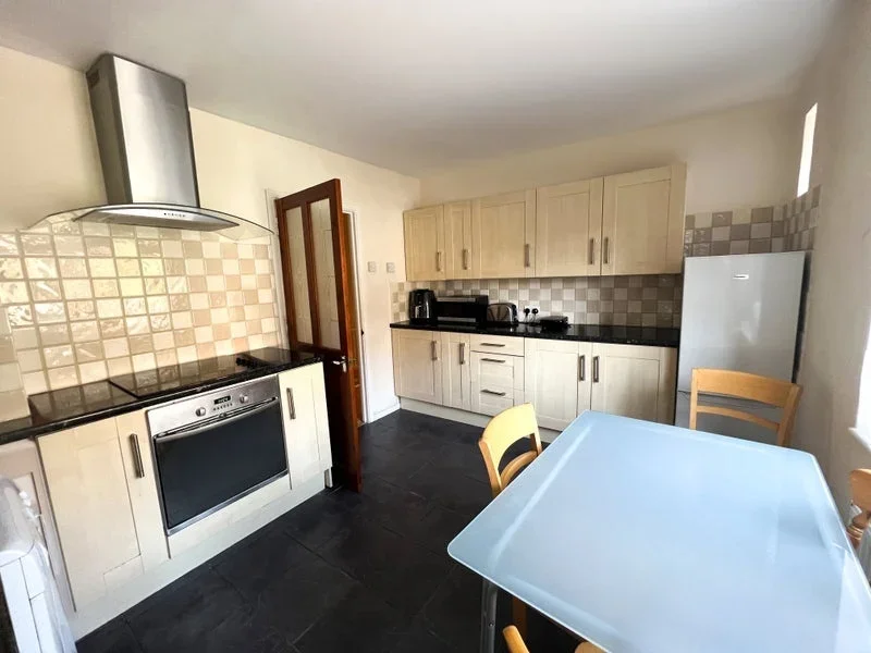 Room Clapham Road Estate in Greater London