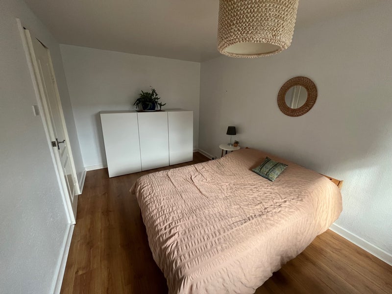 Room Brindley Crescent in Sheffield