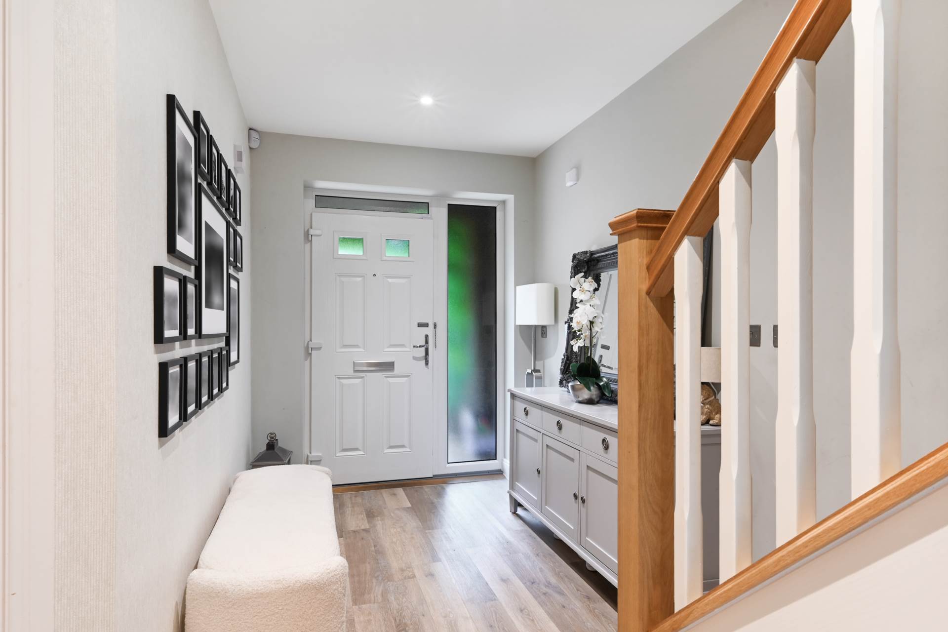 House Linnet Close in London