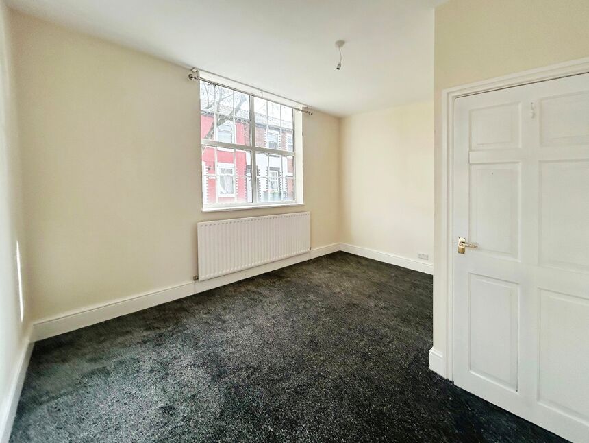 Flat Taylor Street in Preston