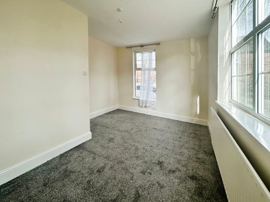 Flat Taylor Street in Preston