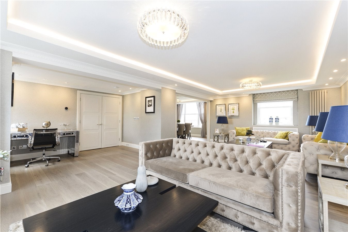 Flat St Edmund's Terrace in London