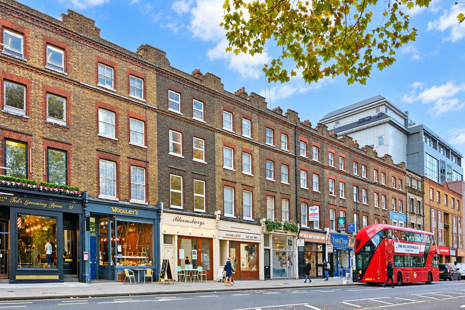 Flat Lambs Conduit Passage in Greater London