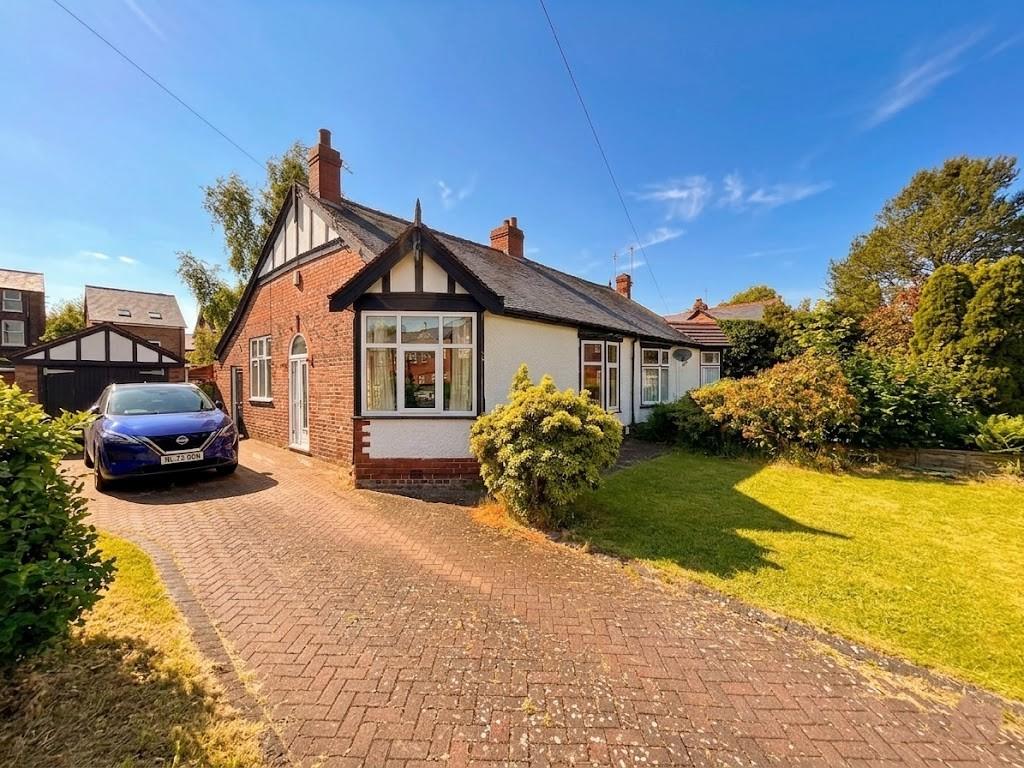 House Doveston Road in Trafford
