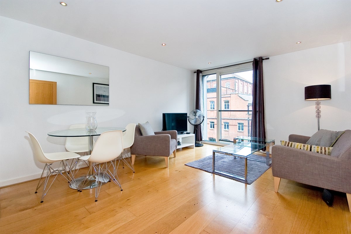 Flat Roger Street in Greater London