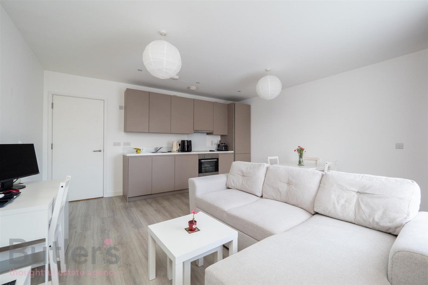 Flat Otter Drive in Greater London