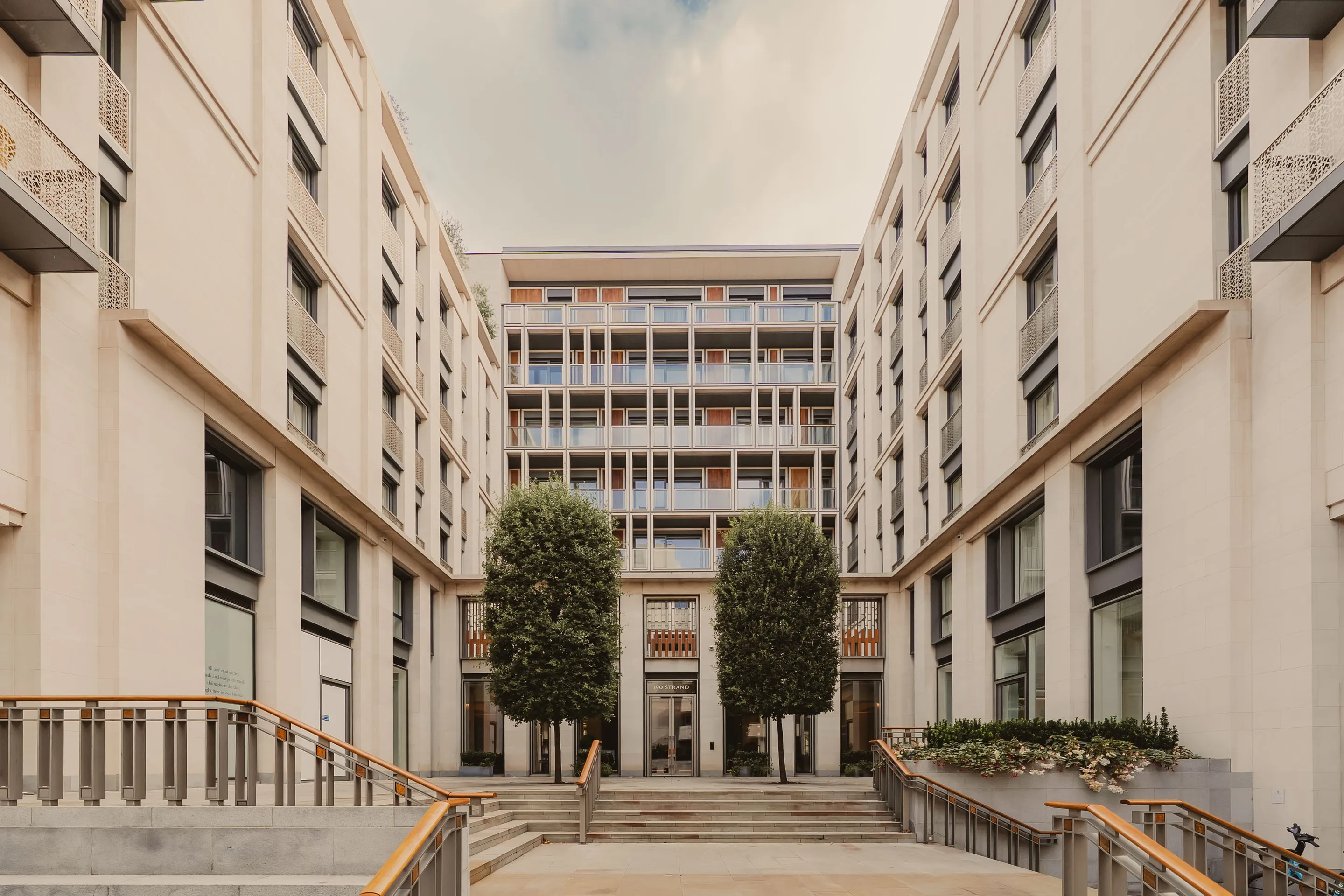 Flat Milford Lane in City of Westminster