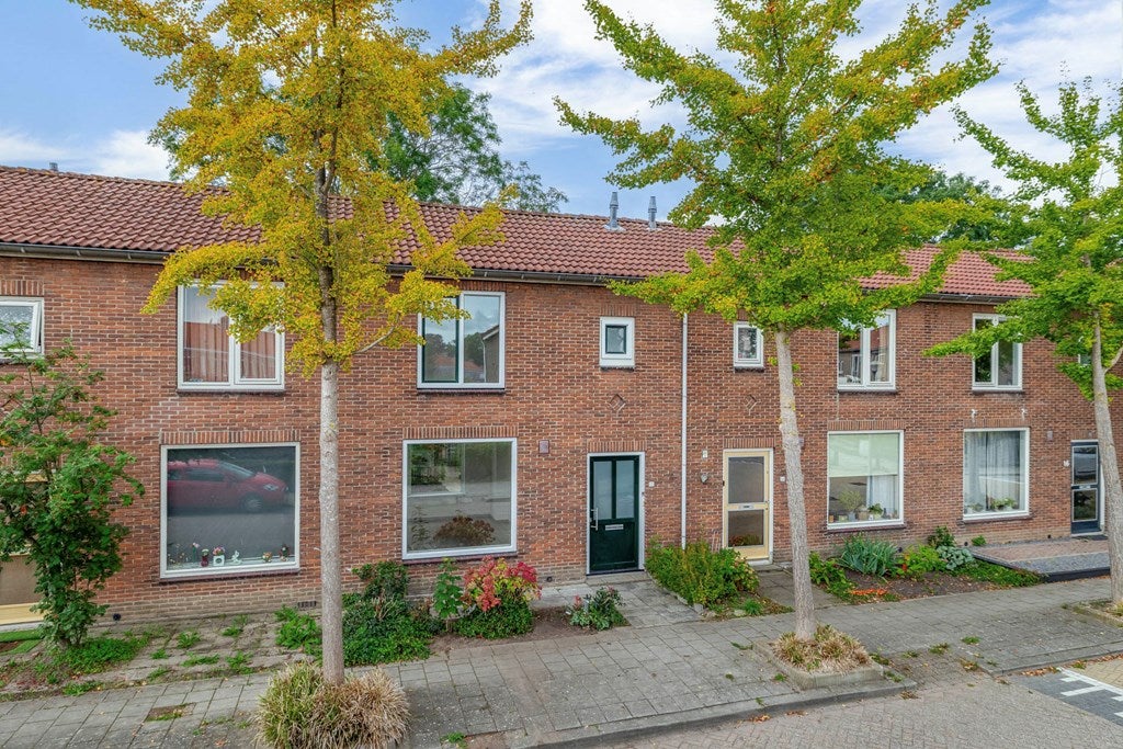 Huis Kon Wilhelminastraat 12 in Nieuwerkerk aan den IJssel