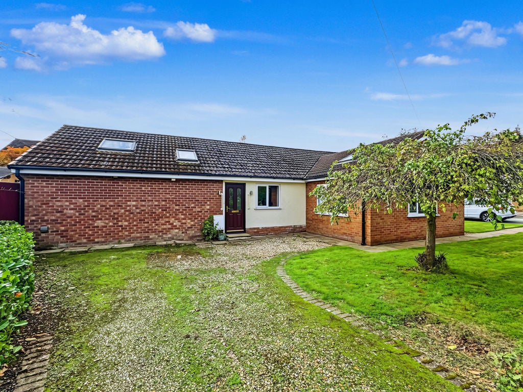 House Sandiford Road in Holmes Chapel