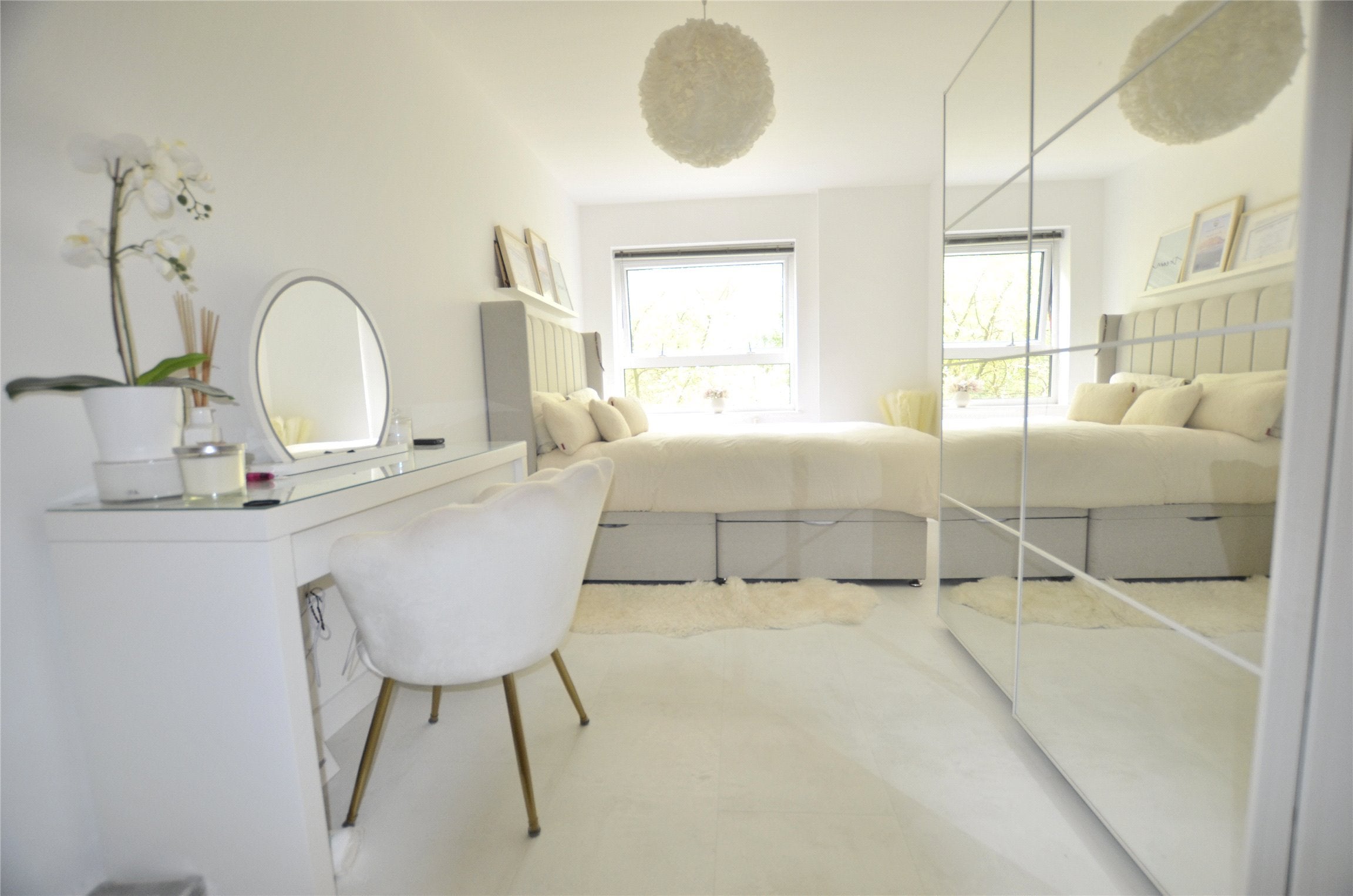 Flat Talbot Close in Greater London