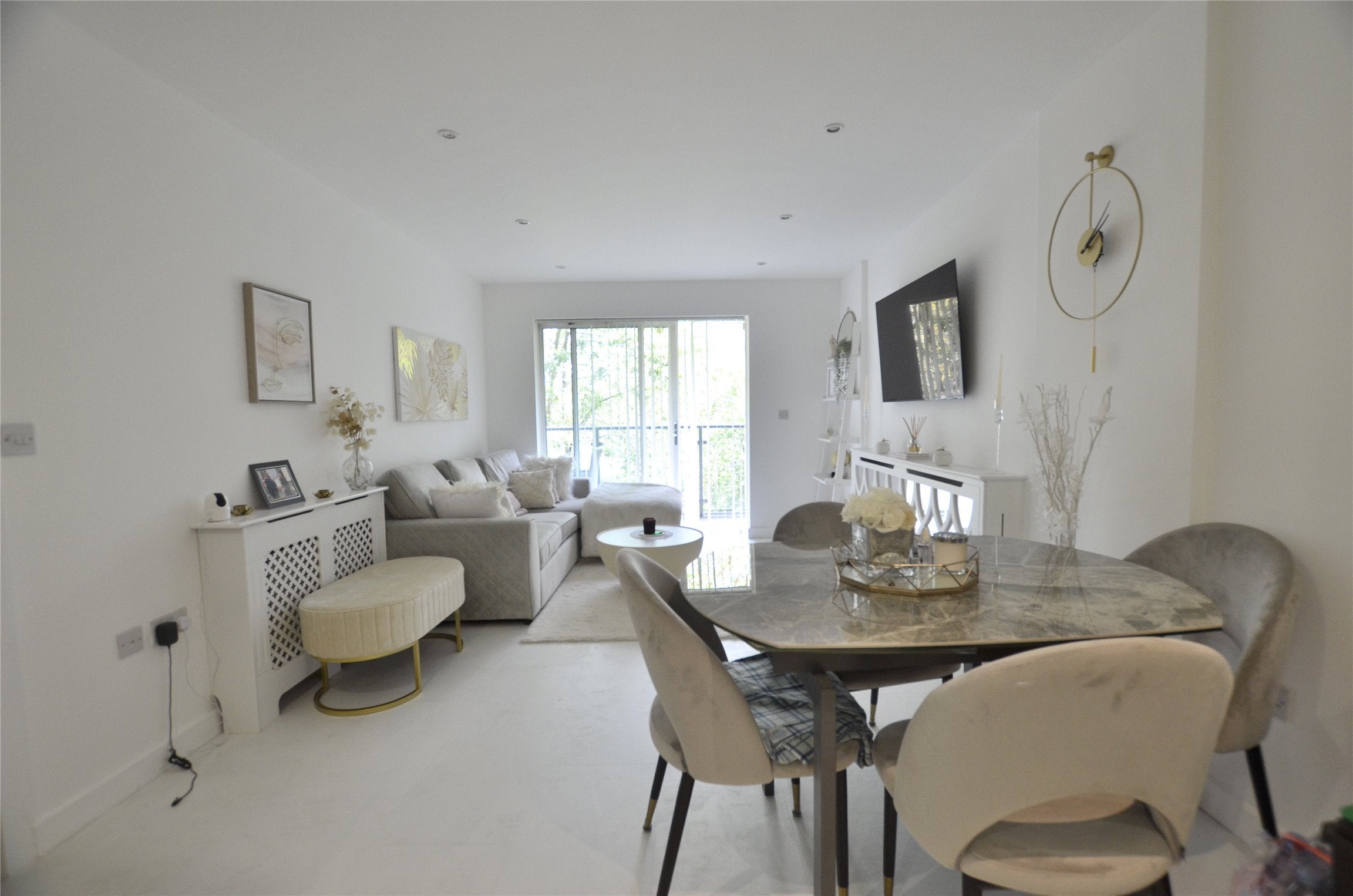 Flat Talbot Close in Greater London