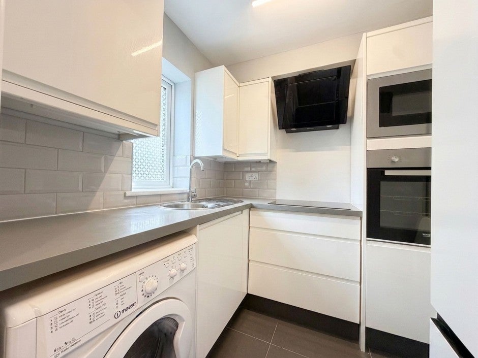 Flat Philpots Close in Greater London