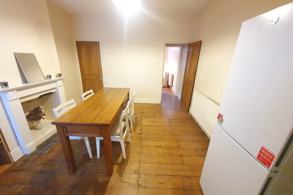 Room Merton Road in Norwich