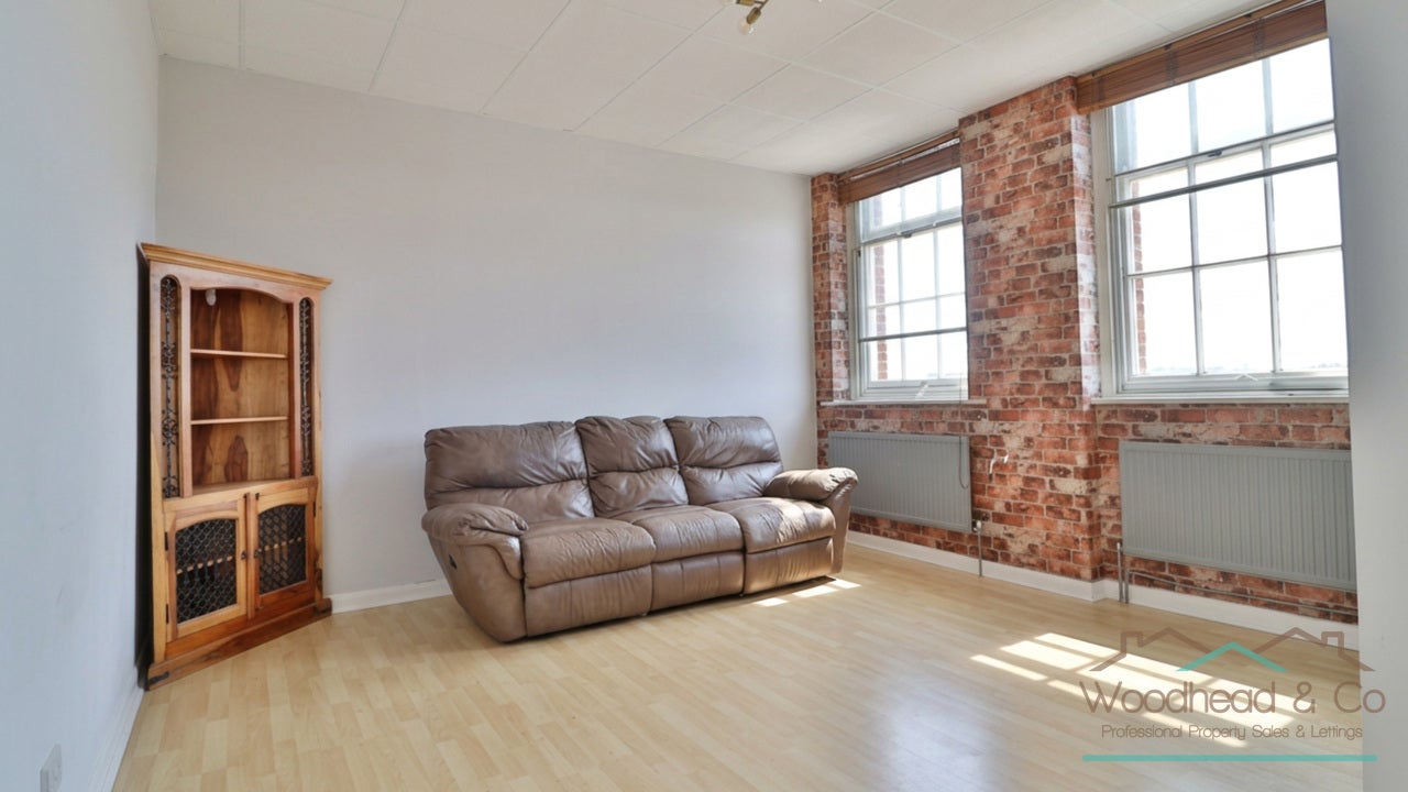 Flat Rectory Road in Rushden