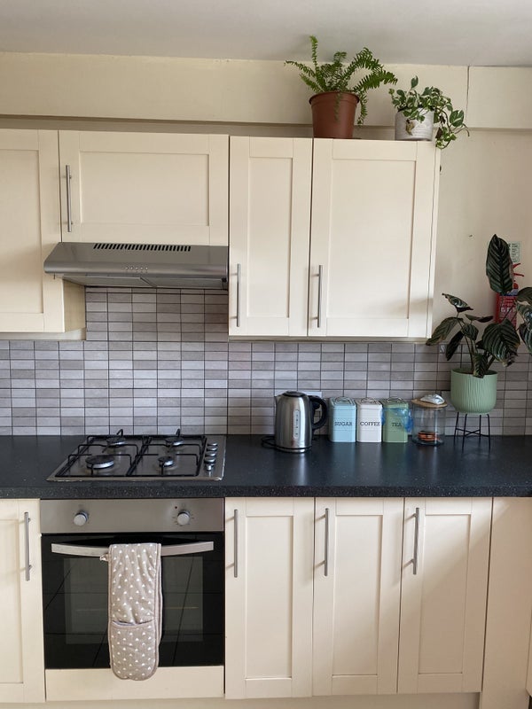 Room Brockley Road in Greater London