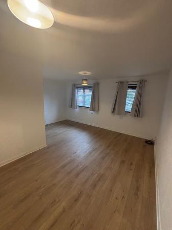 Flat Inchlee Street in Glasgow