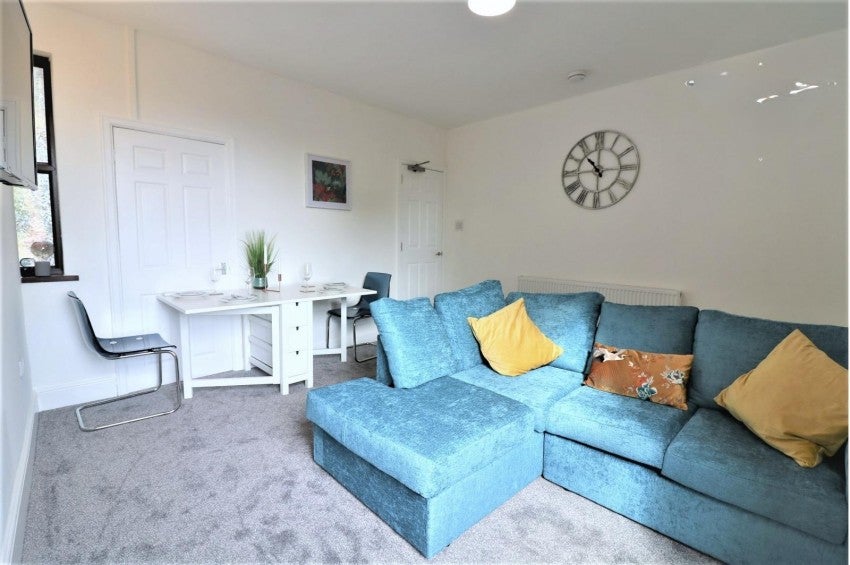 Room Bristol Road in Erewash